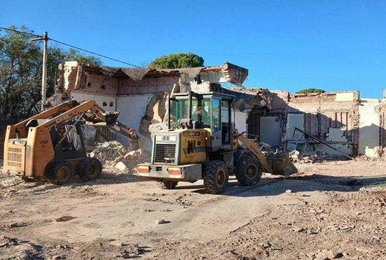 Ceres: Provincia evalúa rescindir el contrato por la obra del nuevo edificio del Profesorado Nº 26
