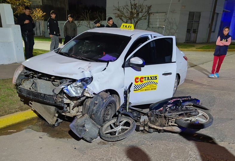 Dos adolescentes resultaron heridos en un accidente en San Cristóbal