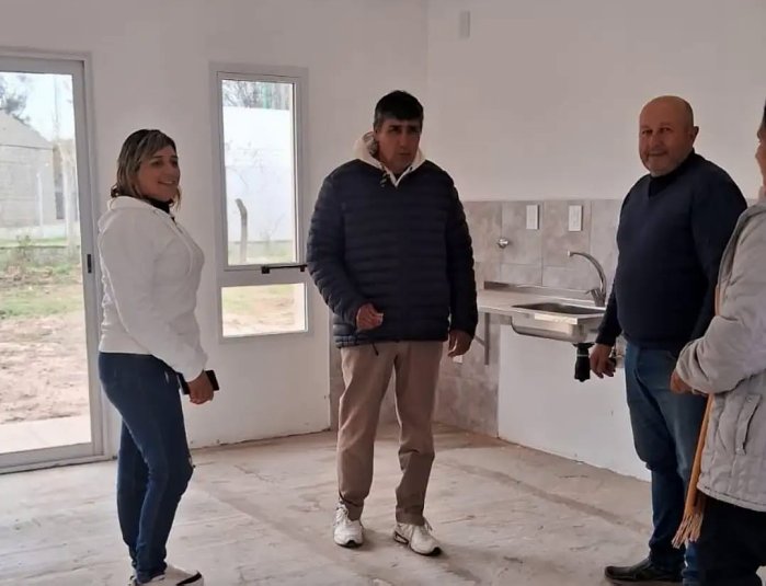 Más viviendas entregadas en Colonia Bossi