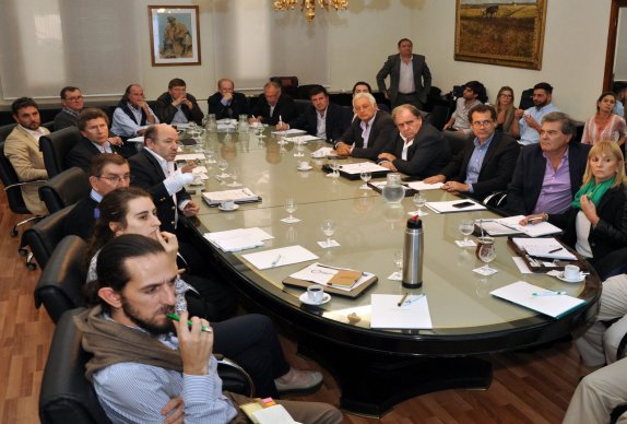 Santa Fe pidió que se agilicen créditos para el sector lechero