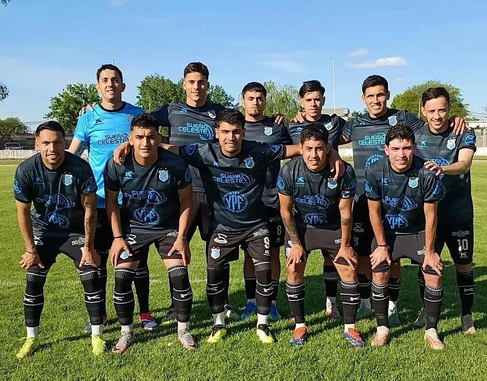 Primera A: 9 de Morteros aplastó a Huracán (LV)
