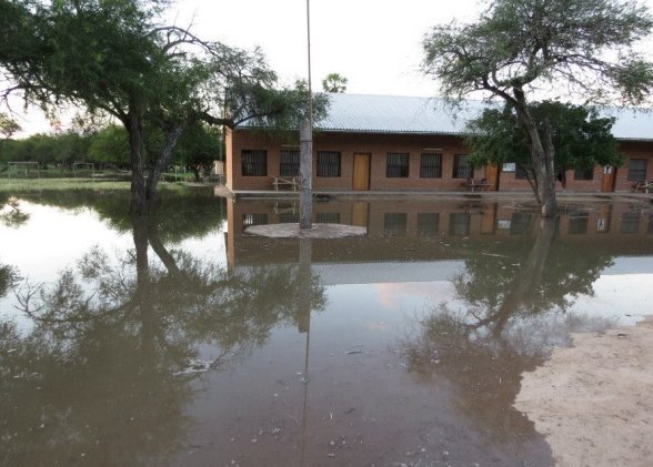 El temporal dejó 46 escuelas y 500 chicos sin clases en el depto. San Cristóbal