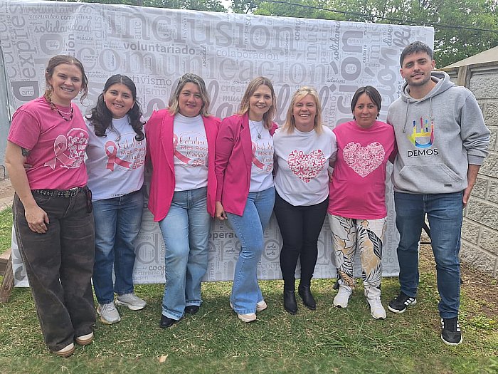 Fundación Demos y Las Chicas Rosas realizaron una jornada de concientización y prevención
