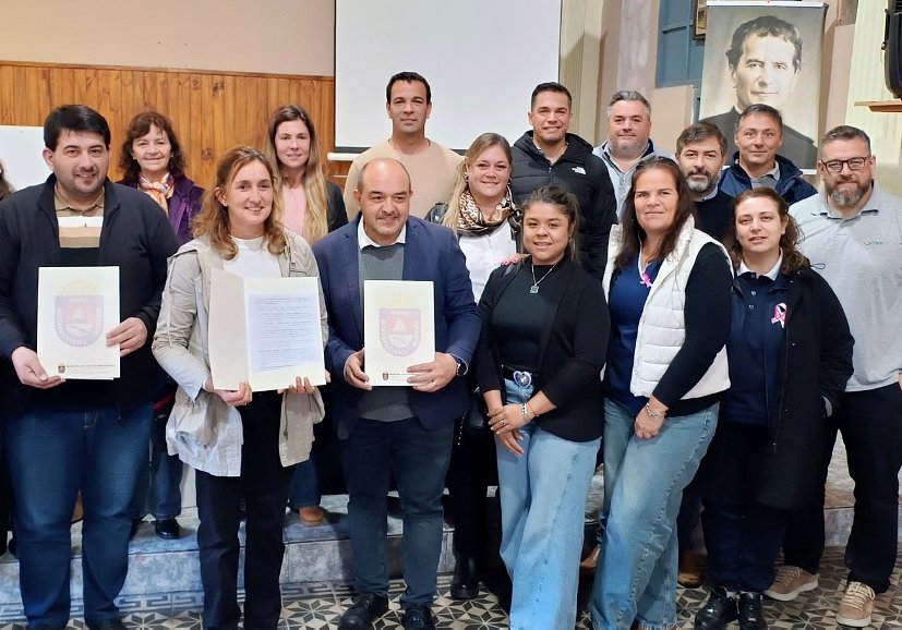 Firmaron el convenio para reforzar la red eléctrica de Col. Vignaud