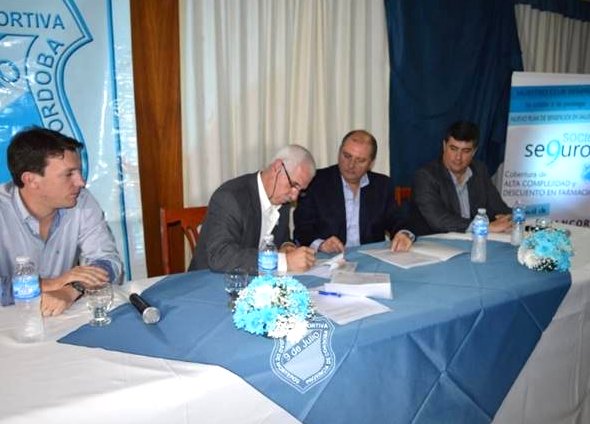 9 de Morteros presentó el nuevo micro y el plan 