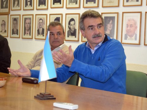 Agustín Rossi visitó San Cristóbal y Villa Trinidad