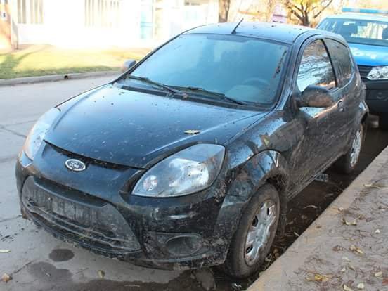 Encontraron en Suardi un auto robado en San Guillermo