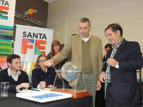 Sortearon 70 viviendas para la ciudad de San Cristóbal
