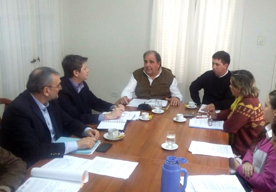 Senadores se reunieron con Morini por proyectos lecheros