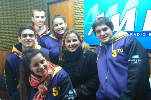 Suardi: Alumnos de la Escuela Estrada vendieron tortas para comprar pizarras