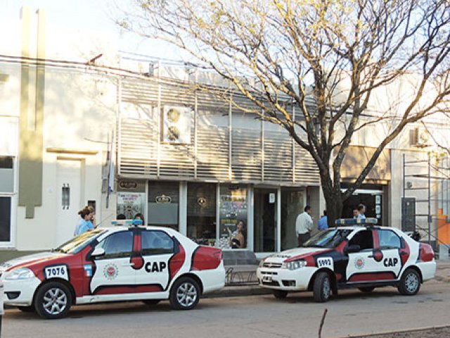 Detuvieron a un ex policía por el robo a la Mutual de Devoto