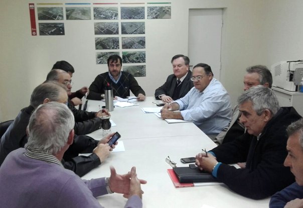 Michlig y Presidentes Comunales gestionaron viviendas