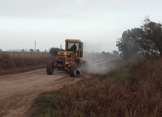 San Guillermo: Trabajan en la recuperación de caminos rurales