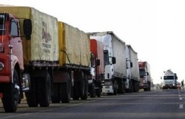 Se levantó el paro de los transportistas de cereales