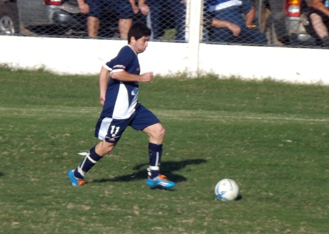 La Liga: Porteña no se baja de la punta. Sacanta tropezó en Balnearia