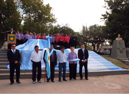 Brinkmann confeccionará una gigantesca bandera argentina