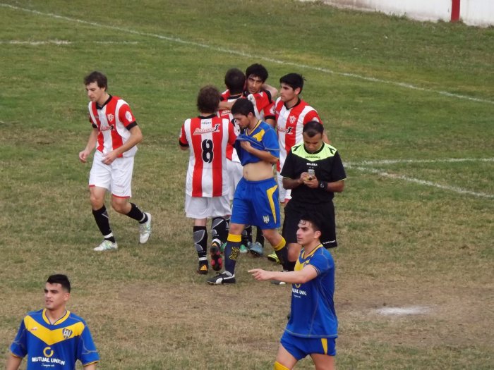 La Liga: Triunfo clave de Sportivo. 9 de Freyre volvió a golear