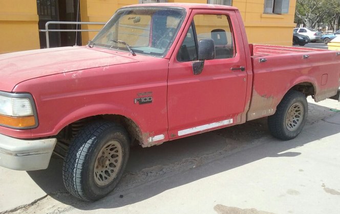 Apareció en Aguará una camioneta robada en La Plata