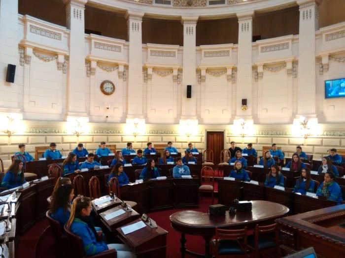 Alumnos de la Escuela Estrada de Suardi fueron 