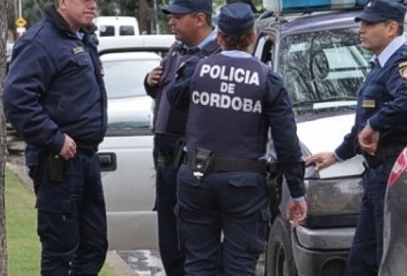 Realizaron tres allanamientos en Seeber