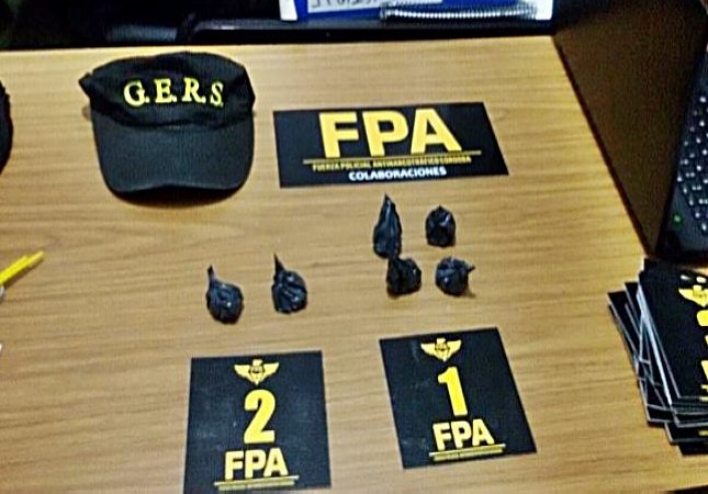 Balnearia: Detienen a dos jóvenes con marihuana