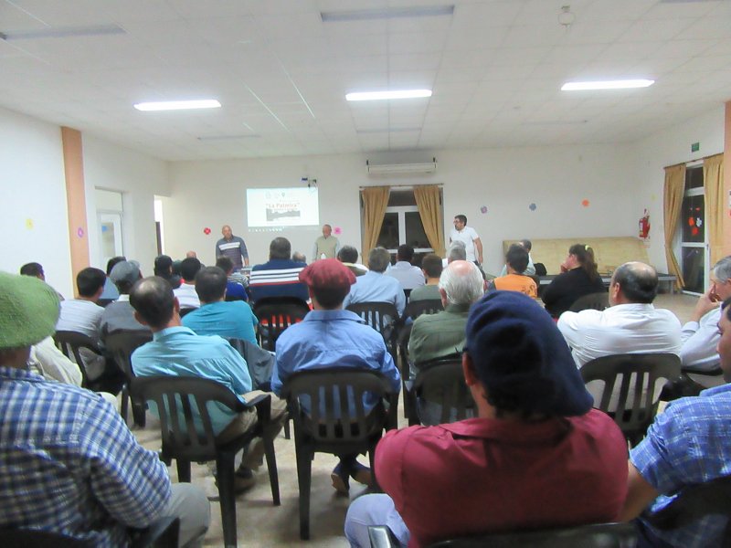 Moisés Ville: Organizaron charlas técnicas para empleados rurales