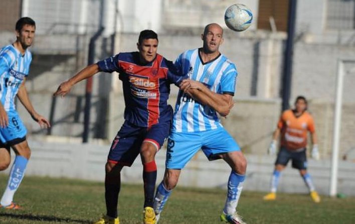 Federal B: Racing se quedó con toda la punta