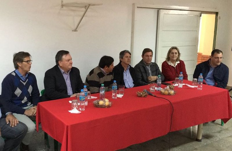 Garibay y Seghezzo informaron sobre pavimentación de rutas
