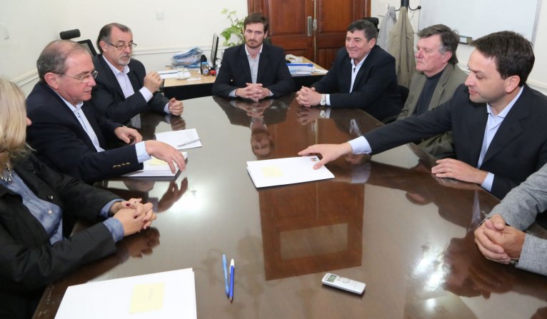 Refaccionarán escuelas de los Departamentos Castellanos y 9 de Julio