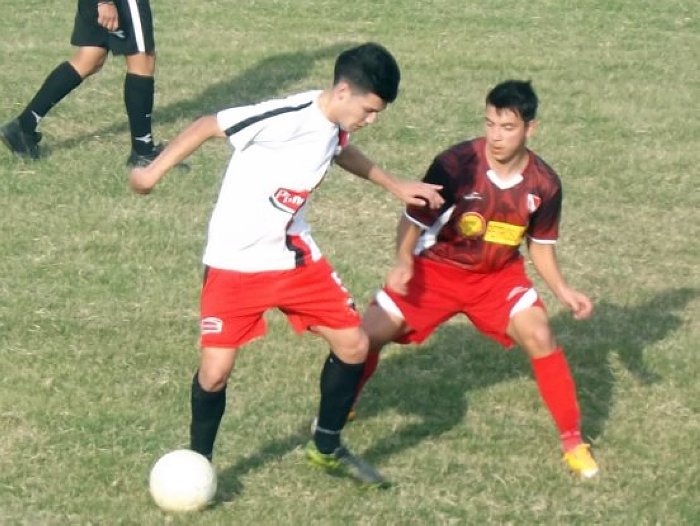 La Liga: Centro derrotó a Juniors y manda en el Decagonal B