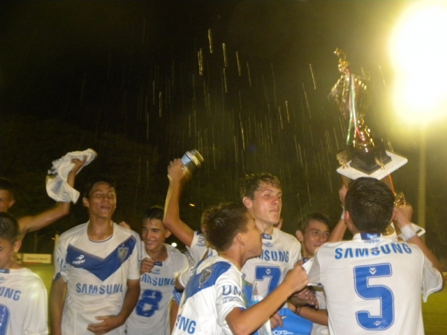 Argentinito: Vélez logró el tricampeonato