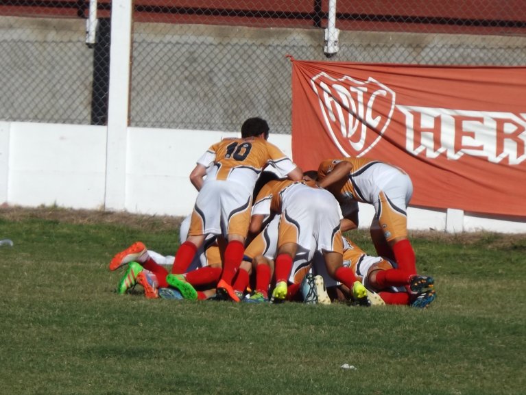La Liga: Juniors ganó y sueña con el título