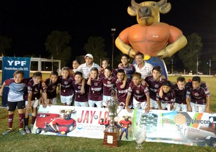 Lanús el gran campeón del Amistad de Oro