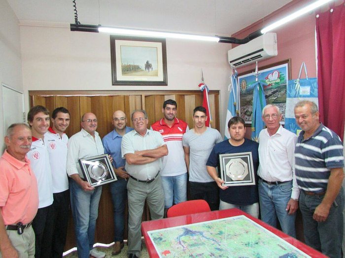 Boscarol reconoció por sus títulos a Sp. Suardi y Juniors