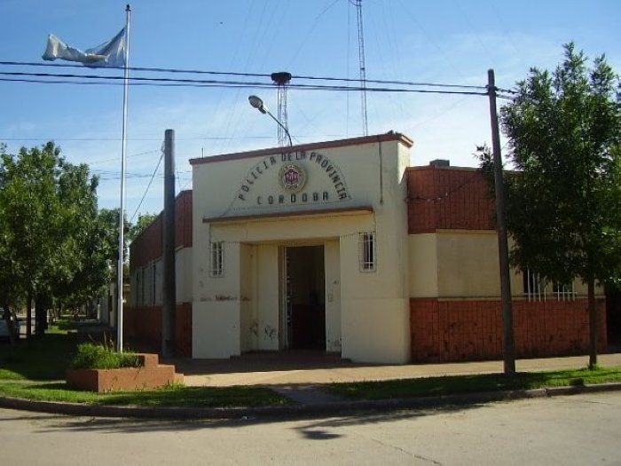 Porteña: Dos menores robaron en una despensa