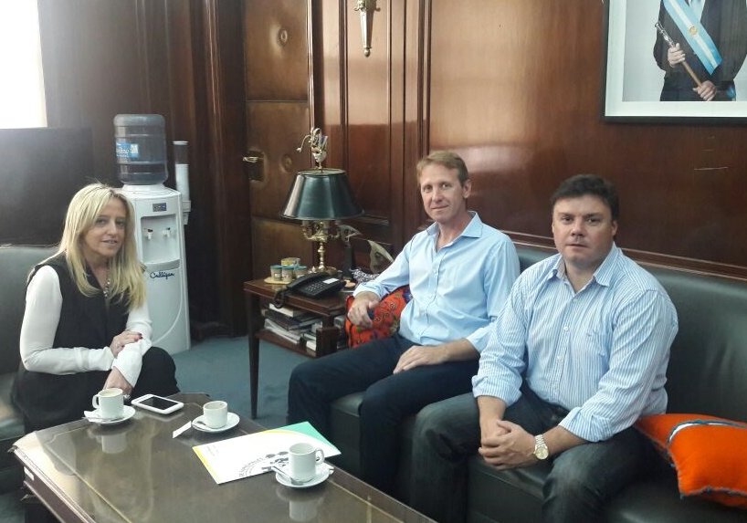Toselli expuso la problemática hídrica en el Ministerio de Ambiente