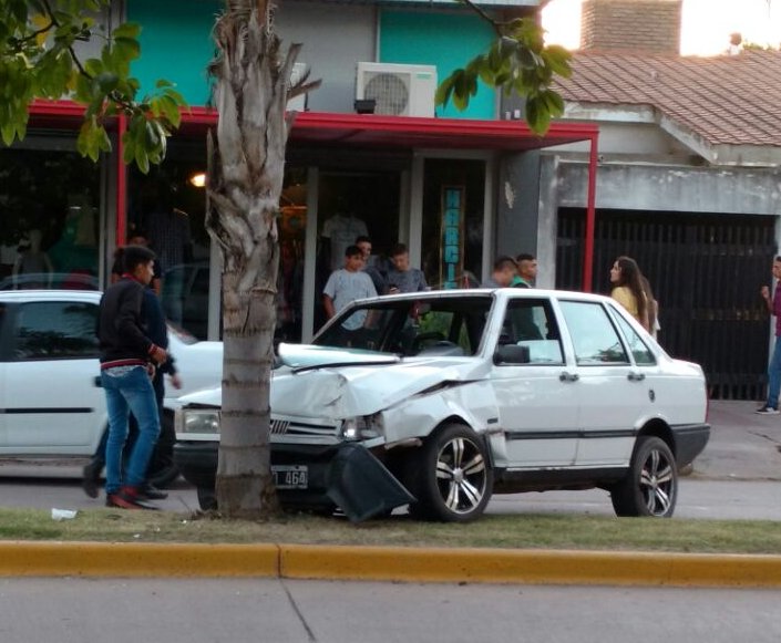 Accidente dejó heridos leves en Brinkmann