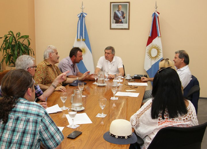 Busso y Massei recibieron a productores inundados