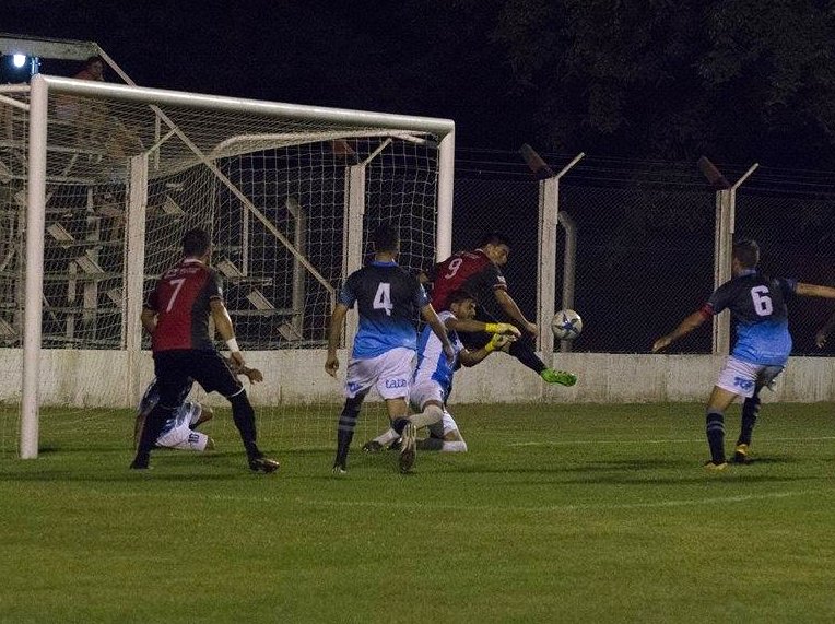 Tiro ganó por la mínima en la Copa Argentina