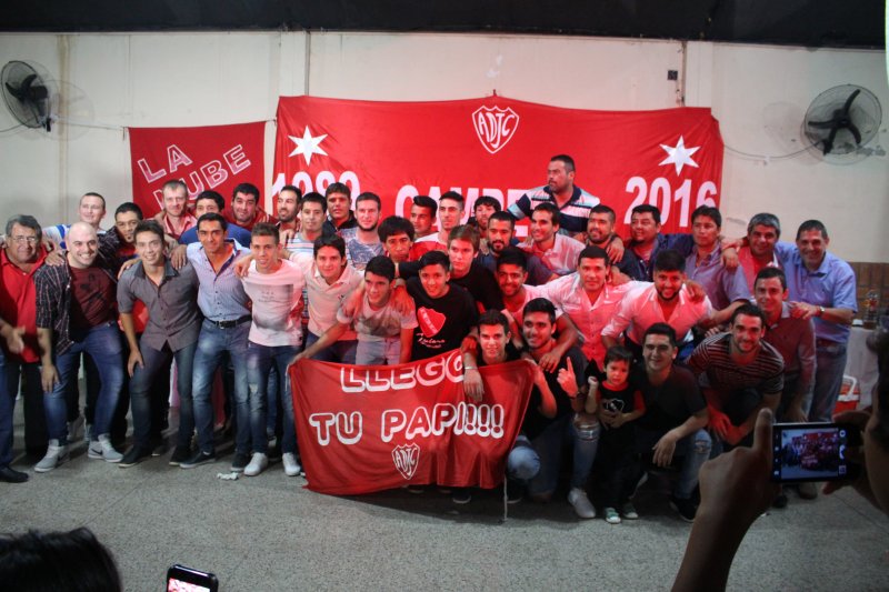 Juniors festejó el título de la B de la Liga San Francisco