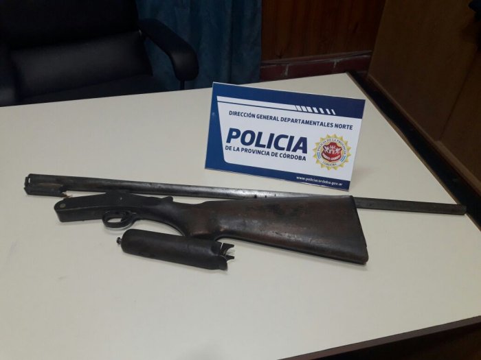 Realizan allanamientos en Brinkmann y detienen a un hombre