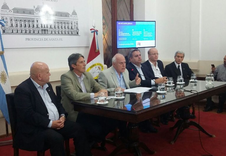 Lifchitz anunció una batería de medidas para la emergencia hídrica