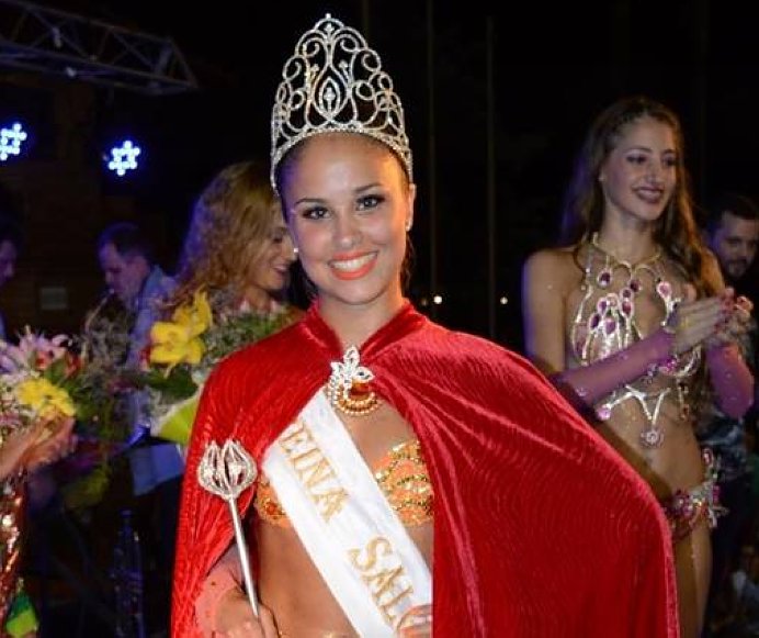 Morena Rivera fue elegida como nueva reina de Salgueiro