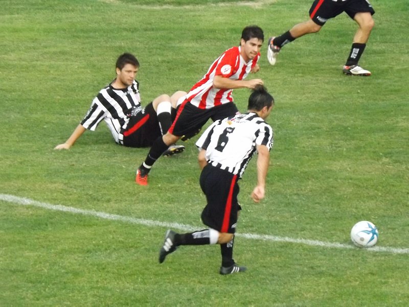Federal: Sportivo nuevamente no pudo de local