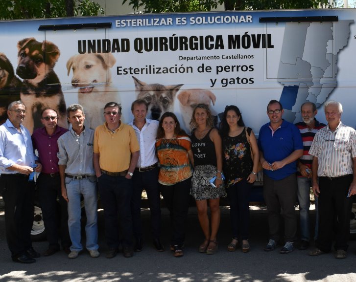 Presentaron el Quirófano Móvil del departamento Castellanos