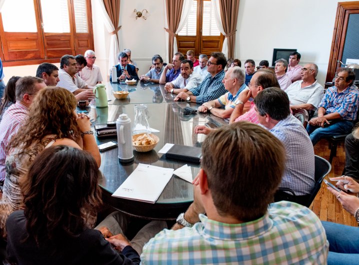 Cuarto intermedio en la paritaria de los municipales