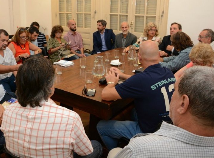 La provincia mejoró la oferta a los docentes