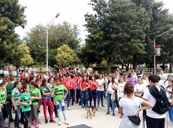 Suardi recibió a los jóvenes del Decanato de Rafaela