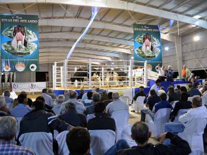 Está en marcha la 2° Feria Lechera de las Américas