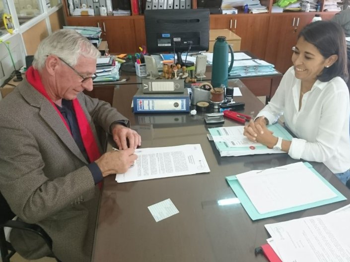 Boscarol firmó un convenio para el mejoramiento de calles